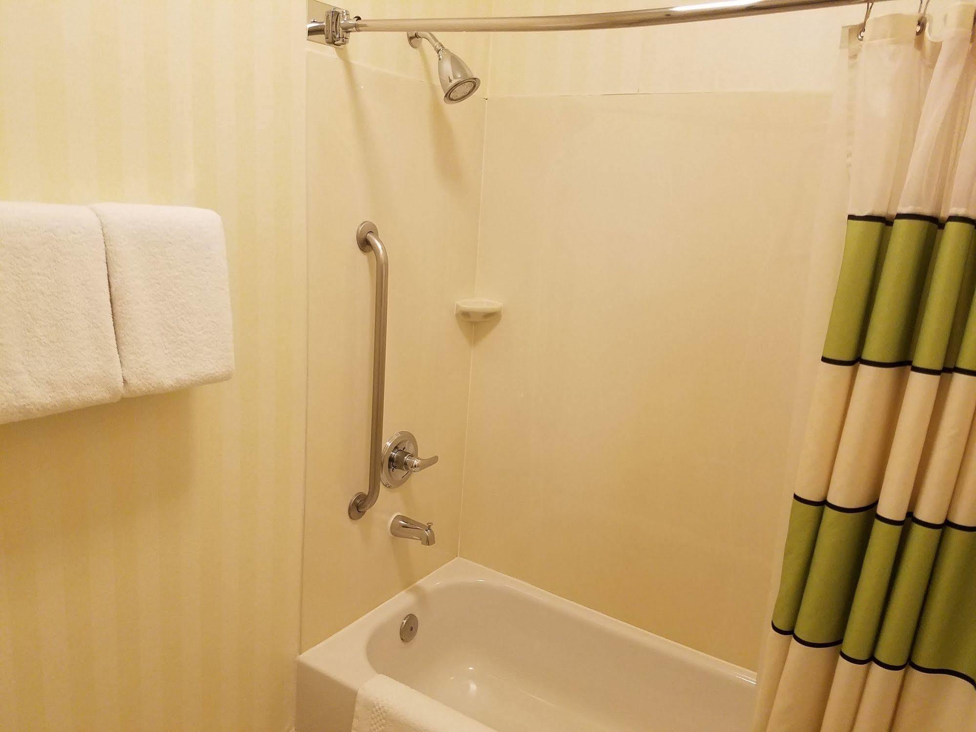 Hotel Fairfield By Marriott Denver / 3*